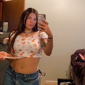 White floral crop top